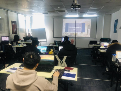 上海中心舉辦72班企業(yè)雙選會，聚焦網(wǎng)絡技術服務行業(yè)人才對接