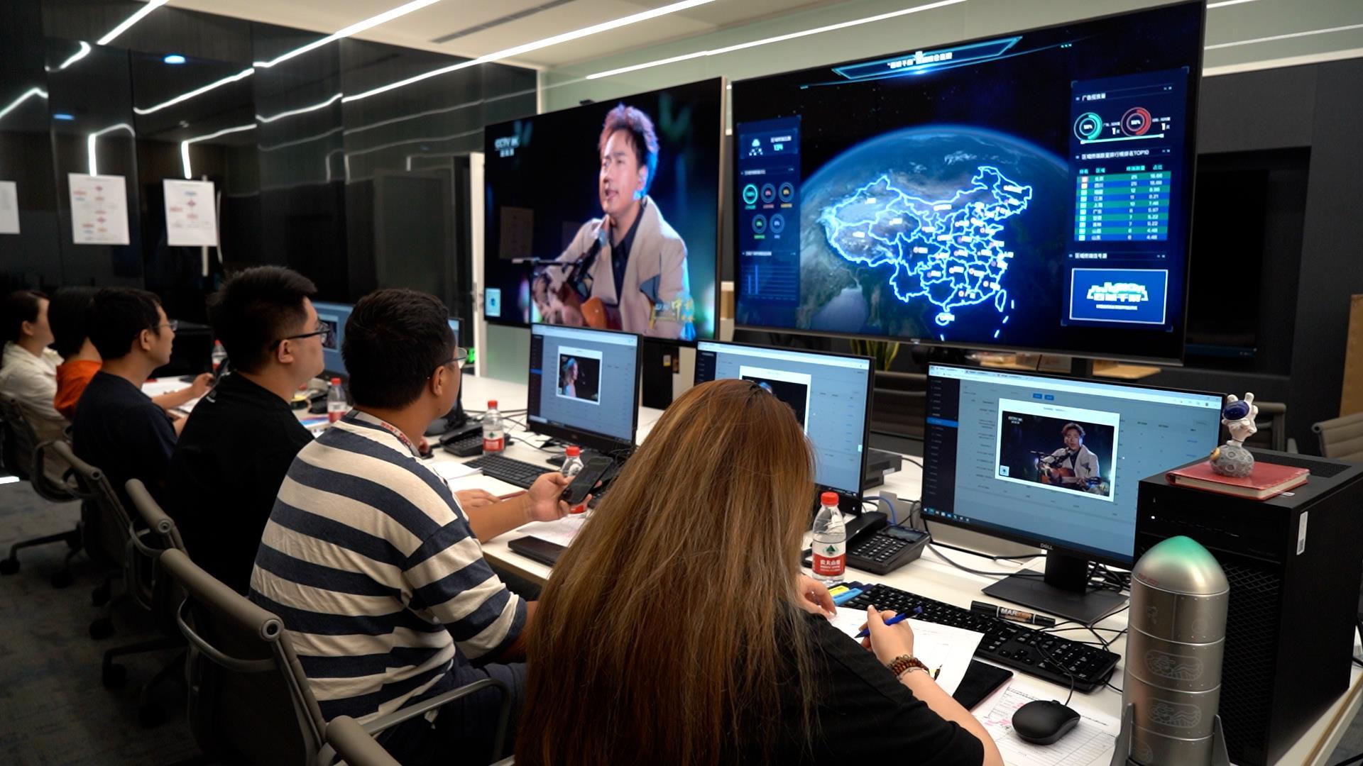 “百城千屏”點亮中秋團圓夜，上海網絡技術賦能全國沉浸式視聽盛宴